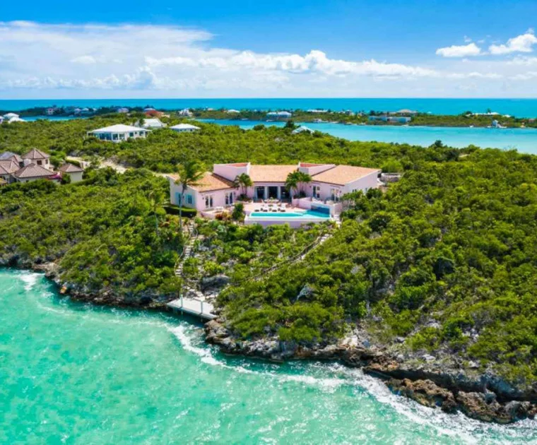 vacation rental photo Turks and Caicos IE AQP Villa Aqua Pulchra AQPaer02 desktop