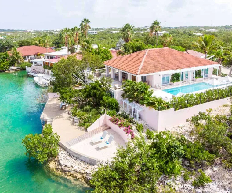 vacation rental photo Turks and Caicos IE EMW Villa  EMWaer01 desktop