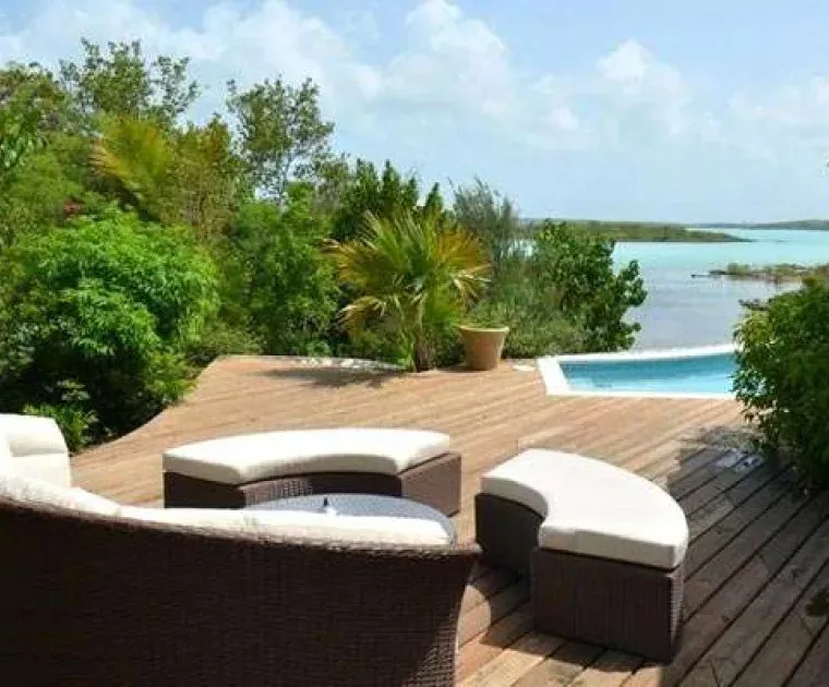 vacation rental photo Turks Caicos IE SRV Villa Serene srvdek02 desktop