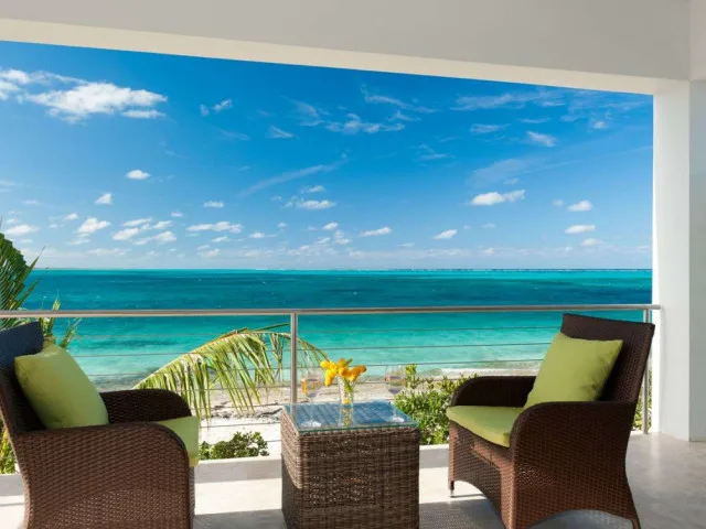 vacation rental photo Turks And Caicos TNC OED Villa Ocean Edge The Cottages at Grace Bay oedter01 desktop