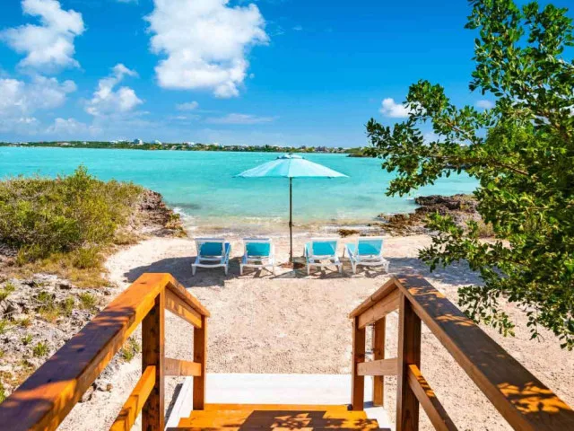 vacation rental photo Turks and Caicos IE BCT Villa Bashert Cottage BCTbch01 desktop