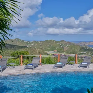 1.1 au petit pont exterior