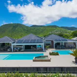 1.1 dream in blue exterior