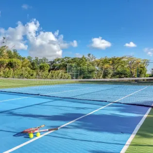 1.1 la nina tennis court