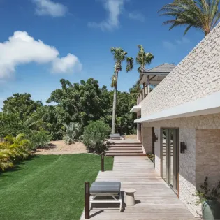 1.10 bel air exterior 1