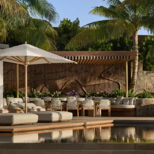 1.10 omai zile exterior