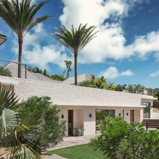 1.12 bel air exterior 1