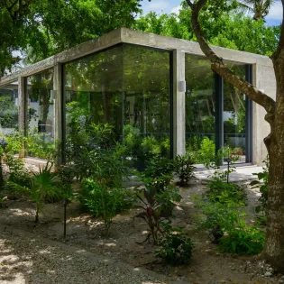 1.12 seafire exterior 1