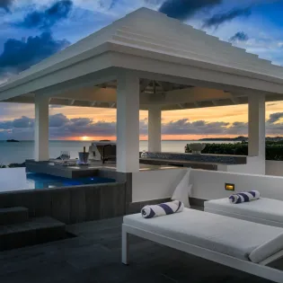 1.12 twin palms exterior