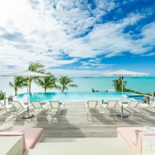 1.12 villa bristol breeze exterior