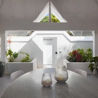 1.14 bel air exterior 1