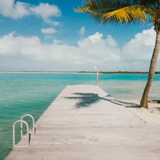 1.14 the catch exterior