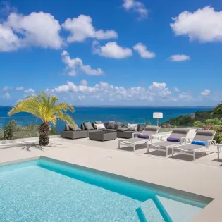 1.15 dream in blue exterior