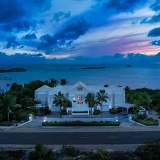 1.15 twin palms exterior