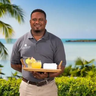 1.17 twin palms exterior