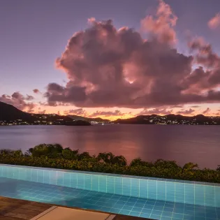 1.18 villa pointe milou exterior