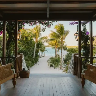 1.19 the catch exterior