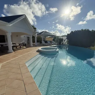 1.2 sea bird exterior 1