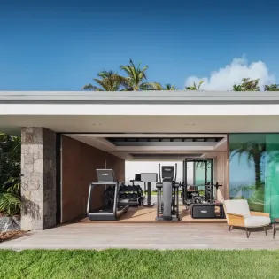 1.21 omai zile exterior