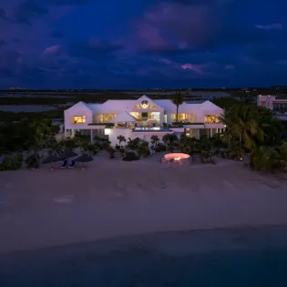 1.22 twin palms exterior