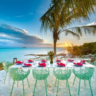 1.22 villa bristol breeze exterior