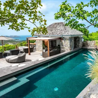 1.4 manoir de lurin exterior 1