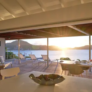 1.4 villa pointe milou exterior