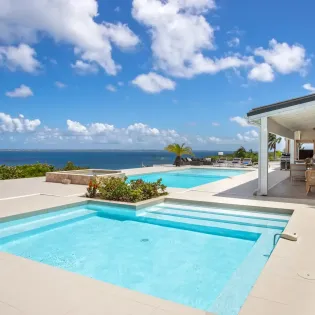 1.5 dream in blue exterior