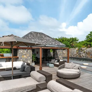 1.6 manoir de lurin exterior 1