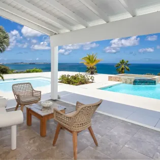 1.7 dream in blue exterior