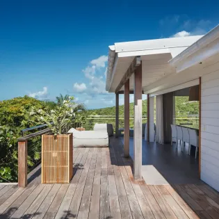 1.8 avalon exterior 1