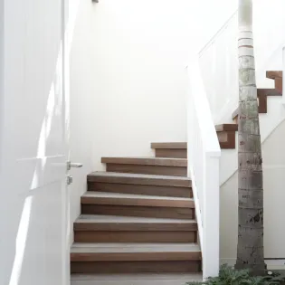 1.8 avee view exterior 1