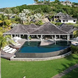 1.8 silver rainbow exterior