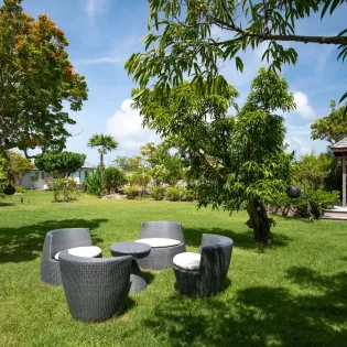 1.9 manoir de lurin exterior 1