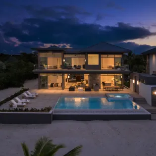 10.1 bliss villa 4 night time images