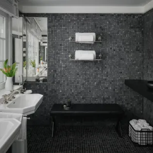 10.1 captiva bathroom 1