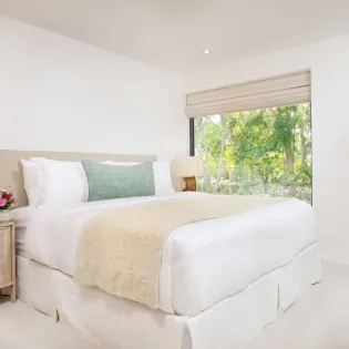 10.1 seafire bedroom 8