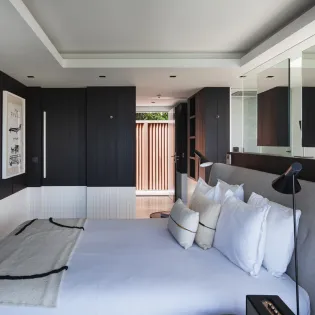 10.2 tortue bedroom 4