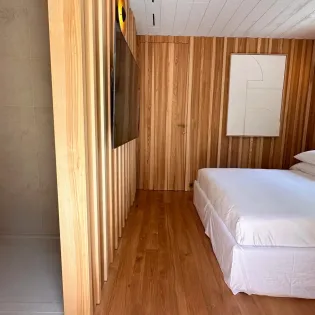 10.3 goldeneye bedroom 4