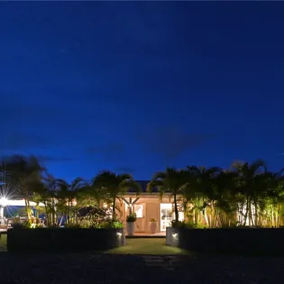 10.4 marris exterior nightly