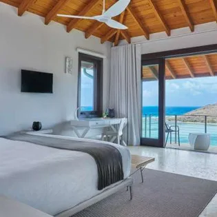 1 vacation rental photo VirginGorda VIJ EDG Villa WatersEdgeatOilNutBay edgbd201 desktop