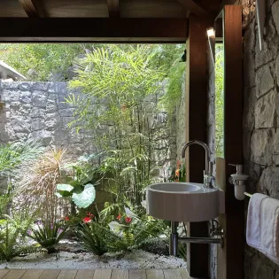11.1 kyr half bath 1