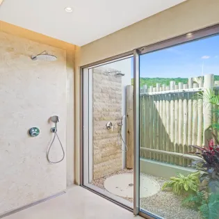 12.2 casa aquila bathroom 4