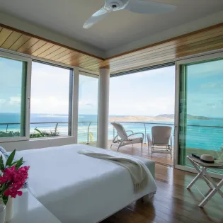 13 the oasis guest room