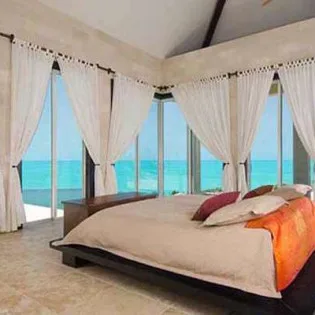 3 vacation rental photo Turks Caicos IE BAL Villa Balinese balbd101 desktop