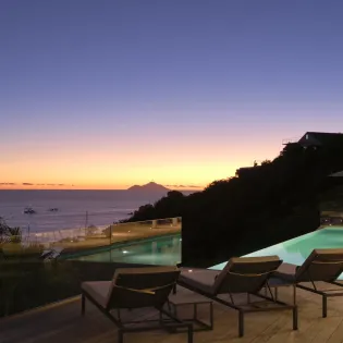 14 the view exterior 1