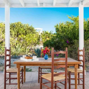 4 vacation rental photo Turks and Caicos TC GRT Villa Grace Too GRTver03 desktop