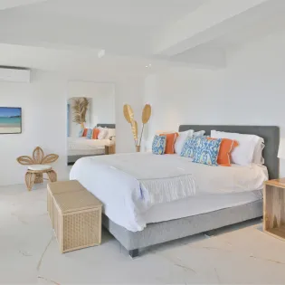 14.1 coeur de pirate guest bedroom 4