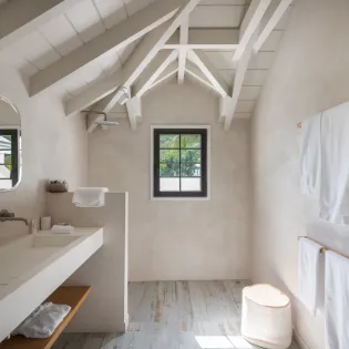14.1 colette guest bathroom4