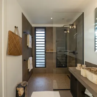 14.1 maud bathroom 5